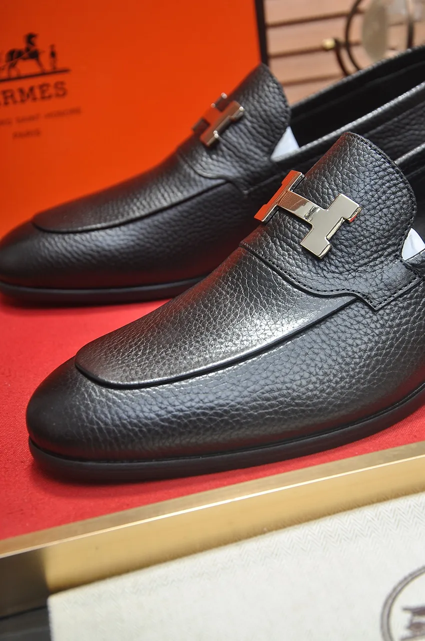 Men's shoes 💰500💶[HERMES] (cowhide lining)🍀Italian top luxury🍀He does not pursue novel styles and gorgeous colors, but attracts the favor of successful men with his flawless, elegant and classic style! This very, very comfortable, simple and stable style makes it easy to match any style! The pattern is absolutely 1:1 refined from the original case, and we strive for excellence in materials, imported cowhide + cowhide lining💪💪💪extraordinary texture👍! .Black brown code number: 38 to 45 (45 customized)